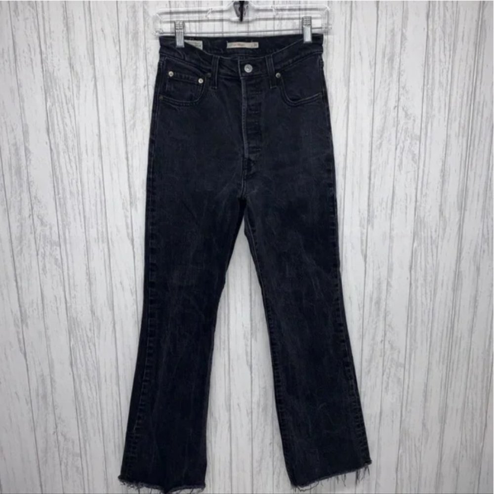 Womens Size 26 Levis Ribcage Boot Black Raw Hem Jeans EUC